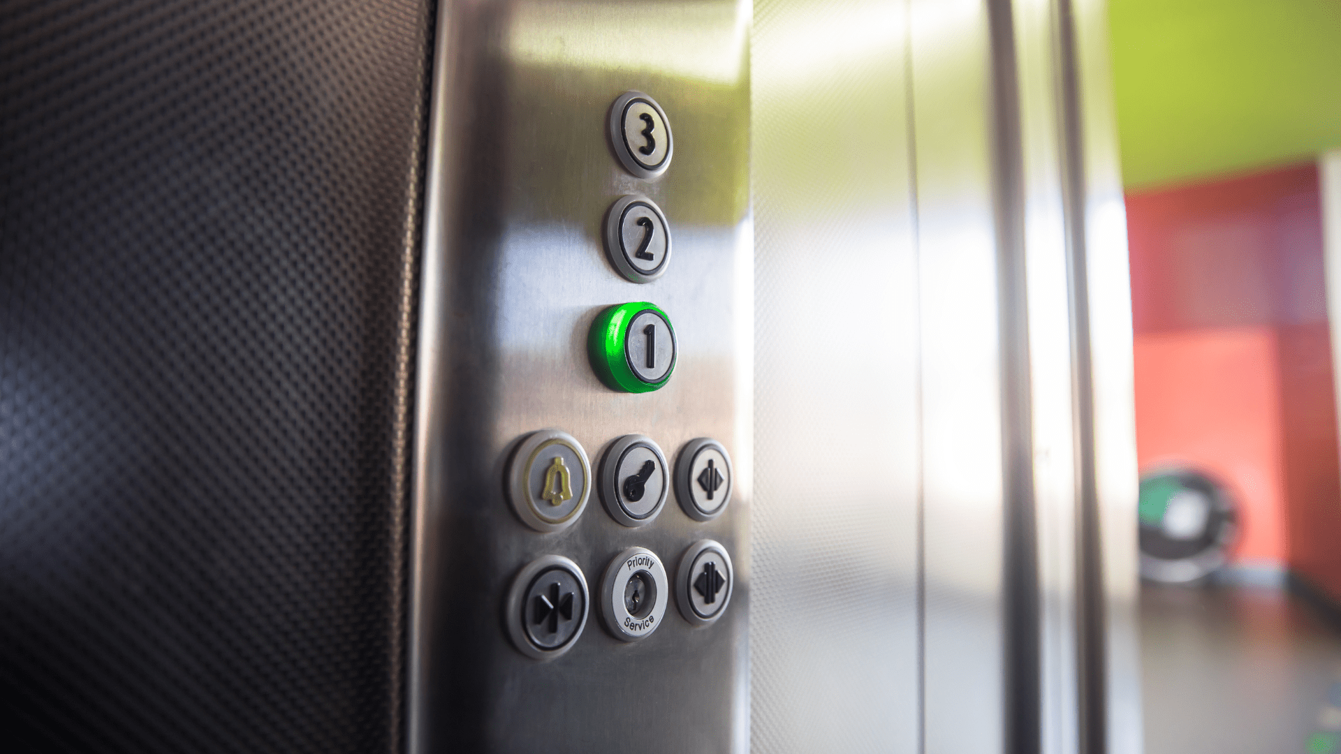 Understanding the Application of LOLER for Commercial Lifts